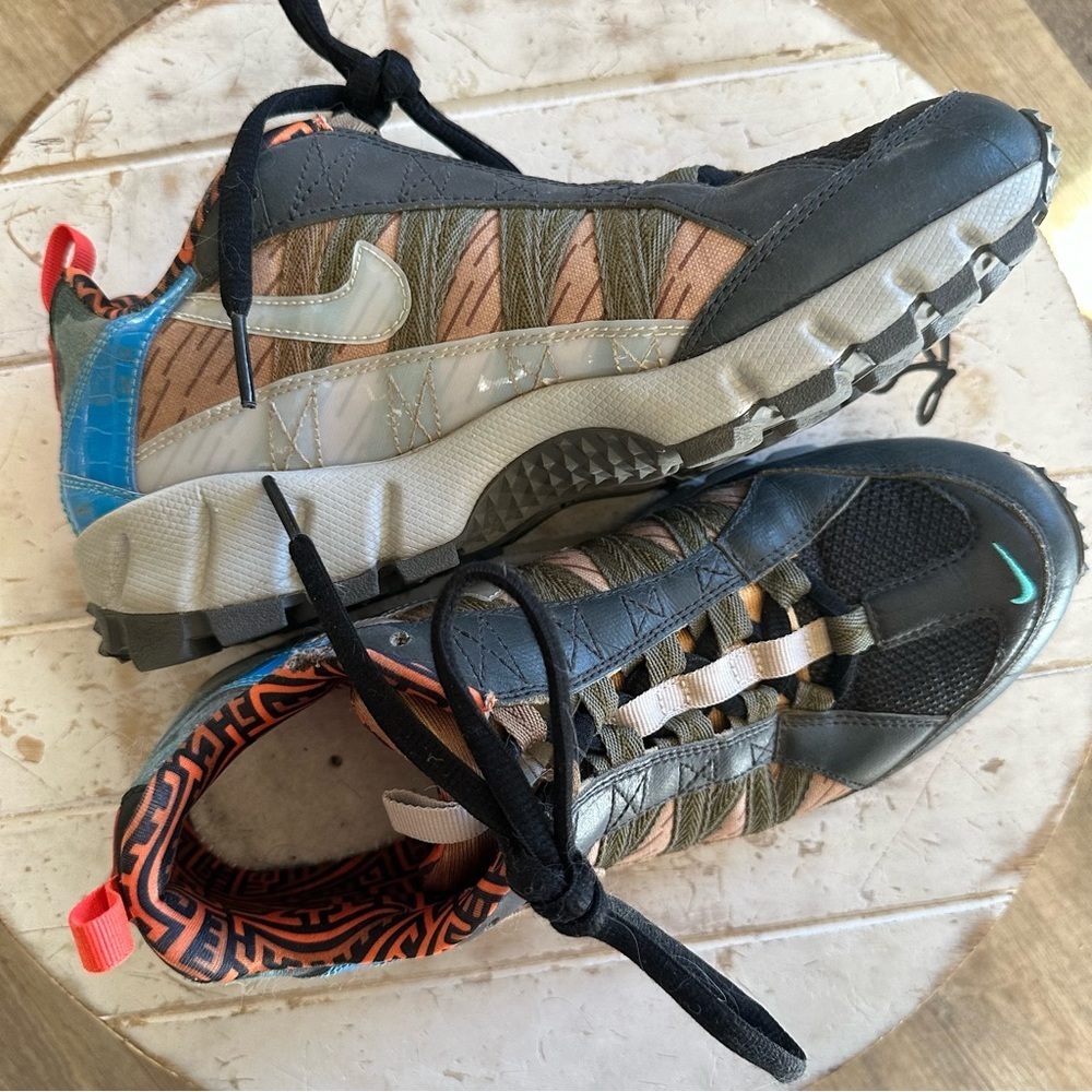 Nike Air Humara 17 Premium - Picture 2 of 10